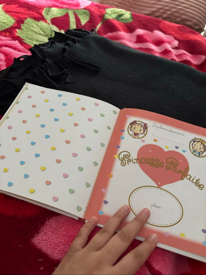 Livre princesse parfaite « Zoé est capricieuse » - photo numéro 8
