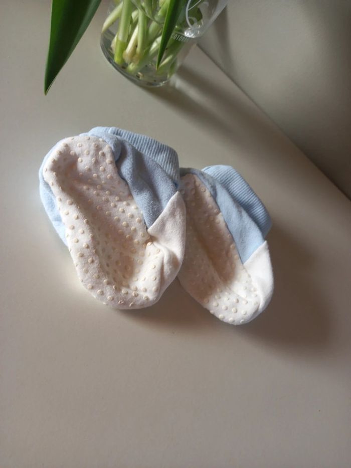 Chaussons bébé taille 74-80 - photo numéro 2