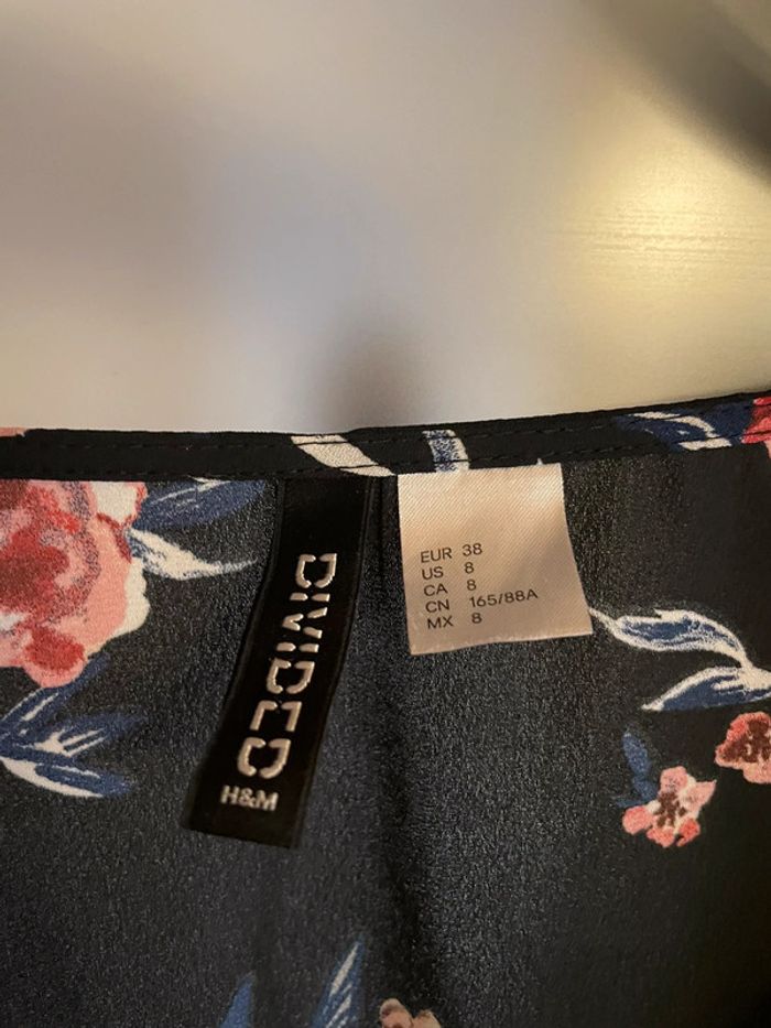 Belle blouse drapé imprimé fleur 🌺 taille 38 - photo numéro 6