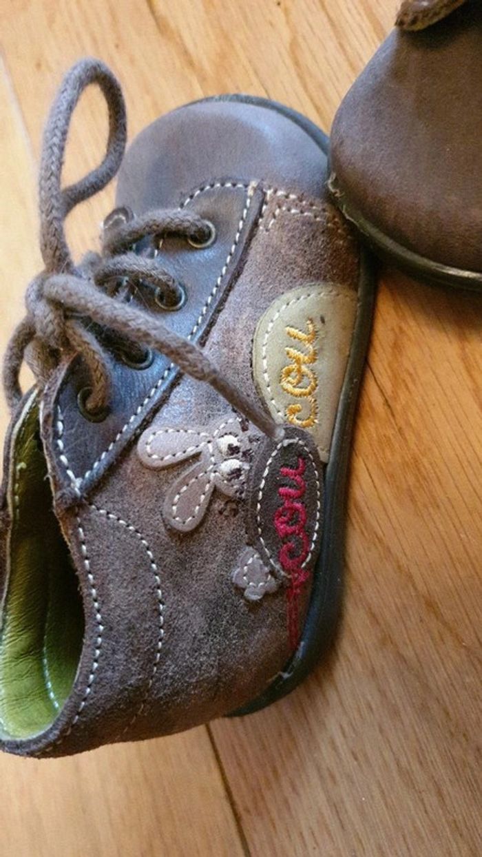 Chaussures 1er pas T 19 - photo numéro 3