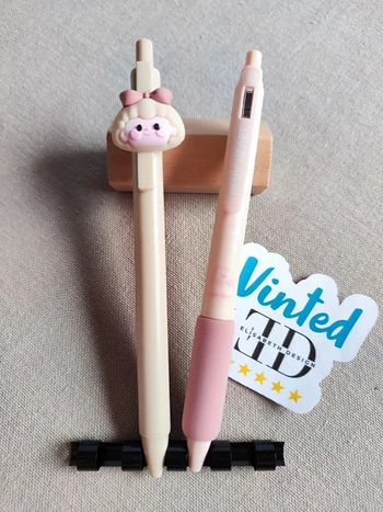 Lot de 2 stylos gel rétractables.