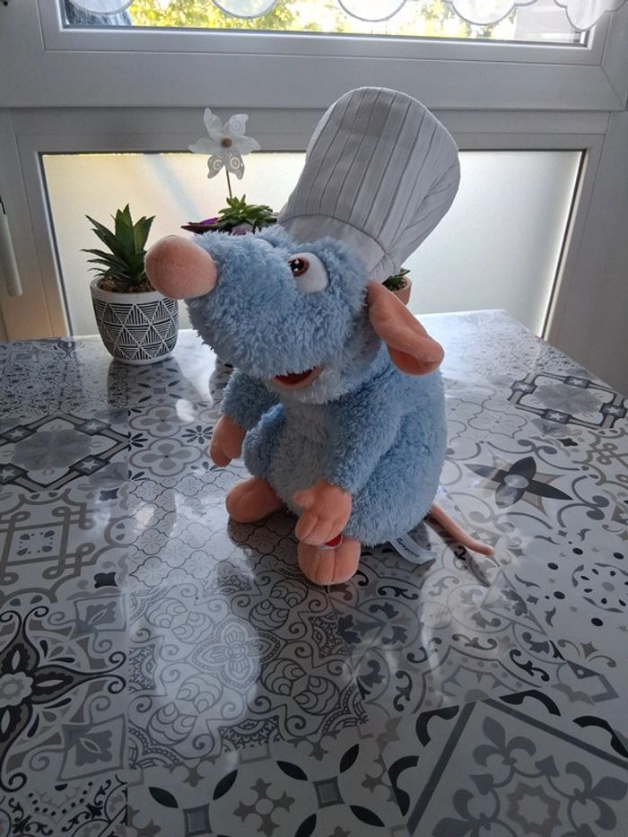 Peluche Ratatouille parlante Disneyland Paris