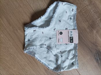 Culotte neuve grise 2-4 ans