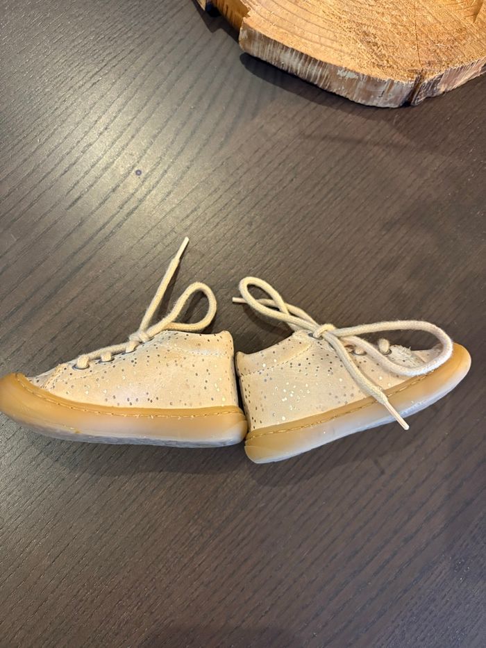 Chaussures lacets roses - photo numéro 3
