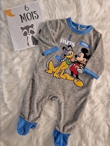 NEUF (non porté)😍🥰 magnifique pyjama chaud 6 mois garçon🐭 disneyland Paris officiel🐭😍🤩