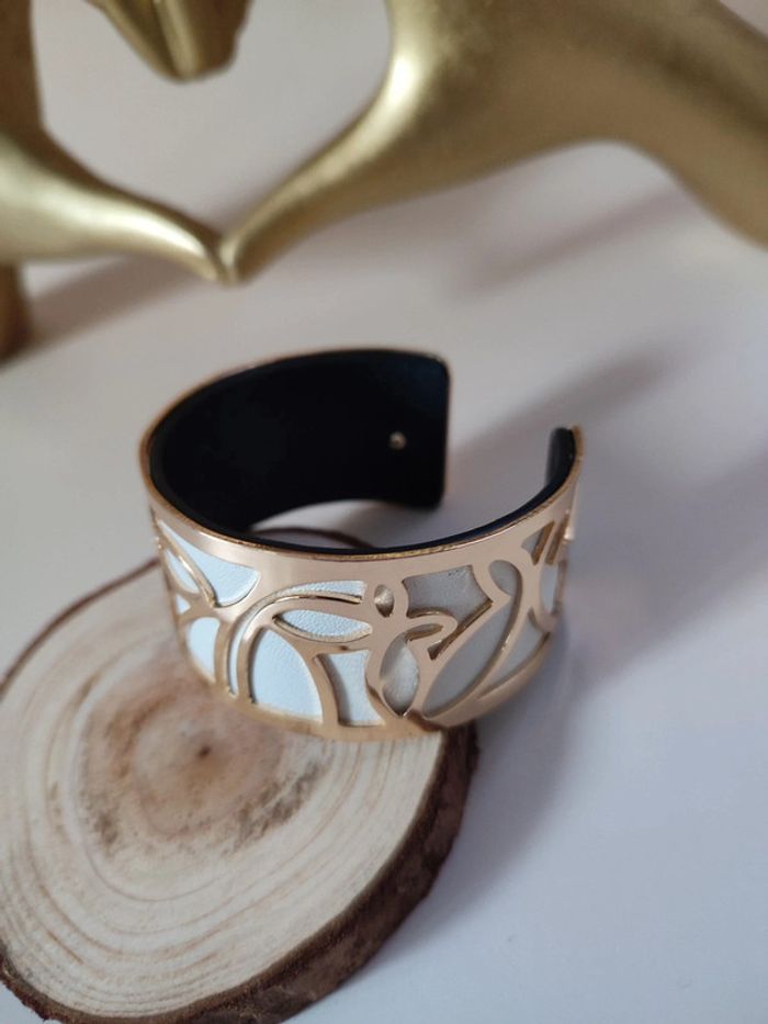 Manchette - photo numéro 3