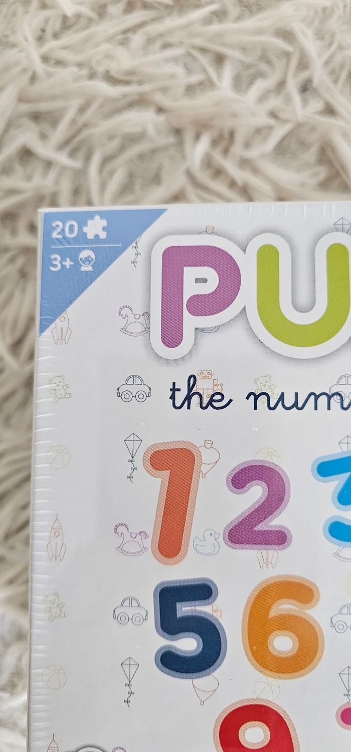 Le  puzzle des chiffres  a partir de 3 ans Neuf - photo numéro 2