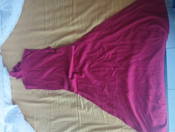 Robe rouge col roulé