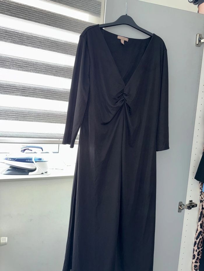 Robe nour h&m taille xl tres bonne etat - photo numéro 3