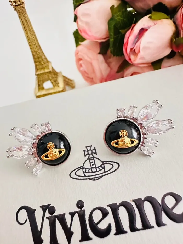 🪐Boucles d’oreilles Vivienne Westwood - photo numéro 3