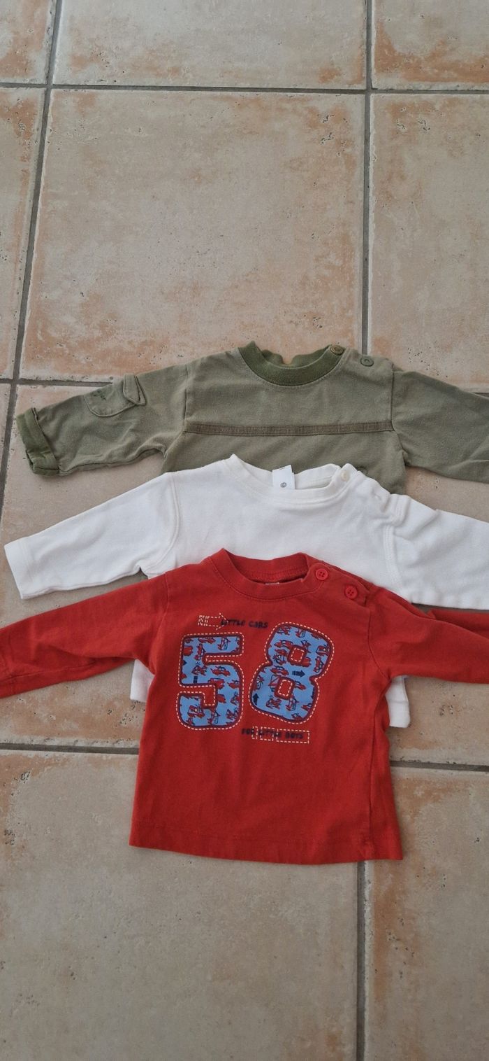Tee shirts