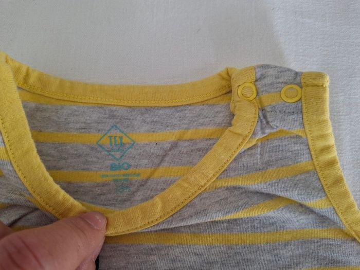 Débardeur bébé fille ou garçon 12 mois - photo numéro 2