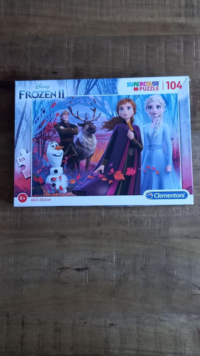 Puzzle 104 pièces  Reine des neiges II