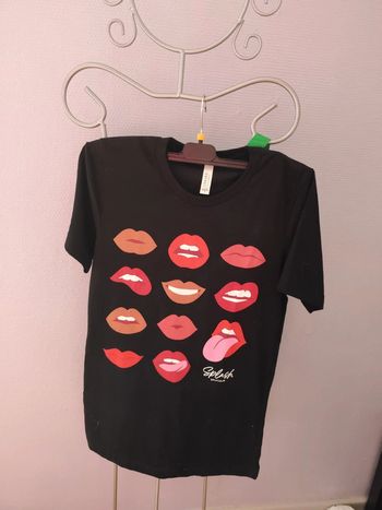 Tee shirt younique