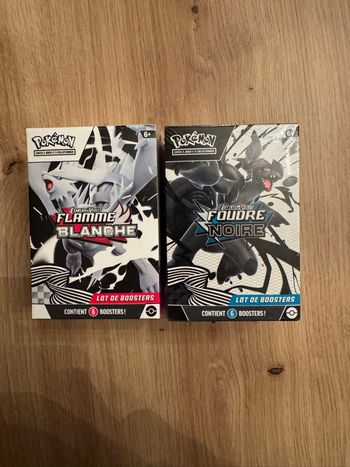 Lot de 2 bundles Foudre Noire - Flamme Blanche scellés FR 