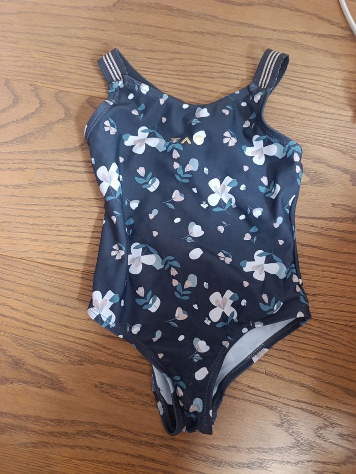 Lot vêtement bébé fille 6 mois - photo numéro 3