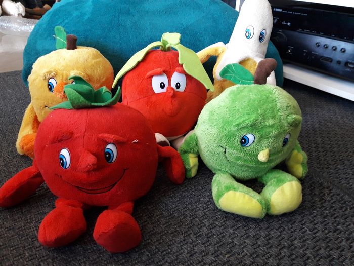 lot 5 peluches fruits et légumes