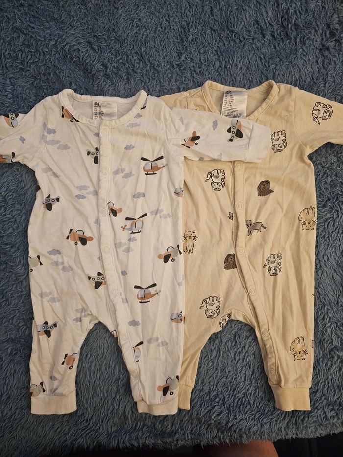 2 Grenouillères bébé garçon 1-2 mois/ 56cm - photo numéro 2