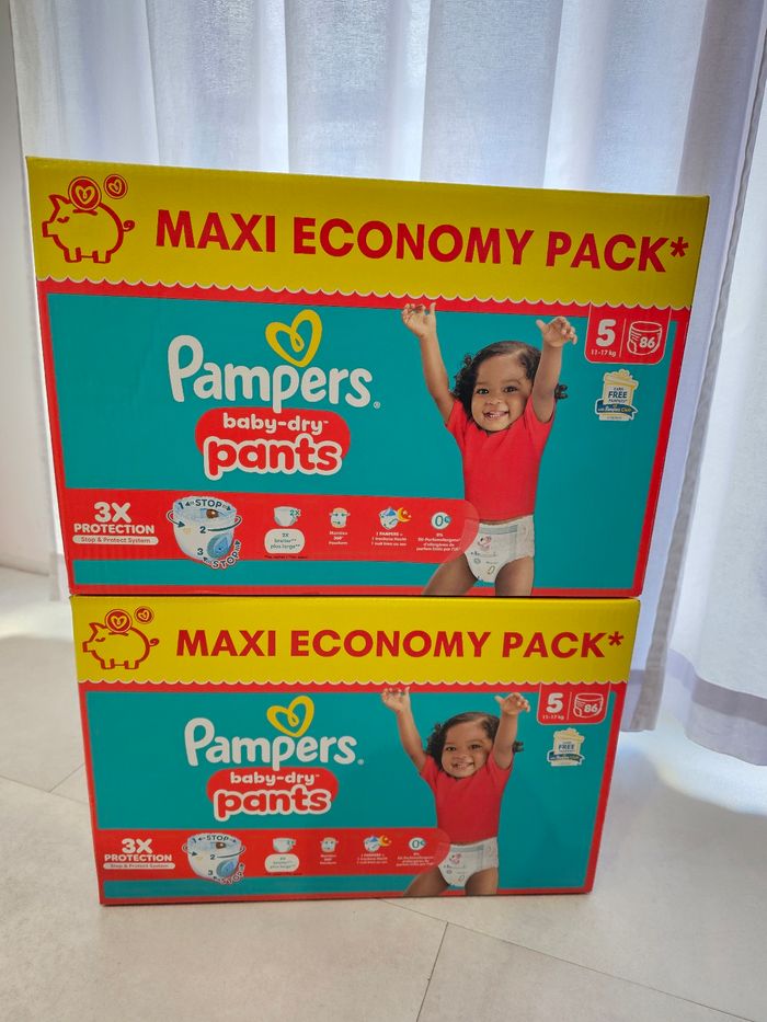 Lot 2 Pampers Baby-Dry Pants Taille 5 (11–17 kg)
