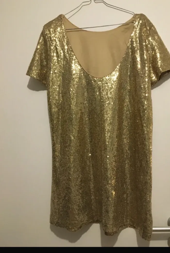 Robe Charlior XS neuve - photo numéro 2