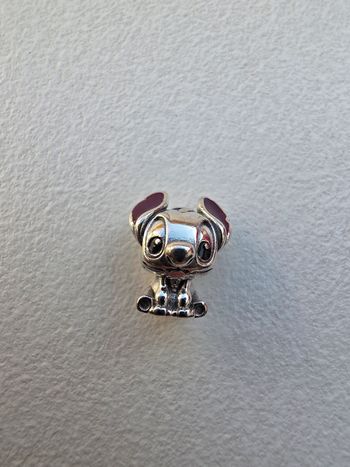 Charm stitch disney 