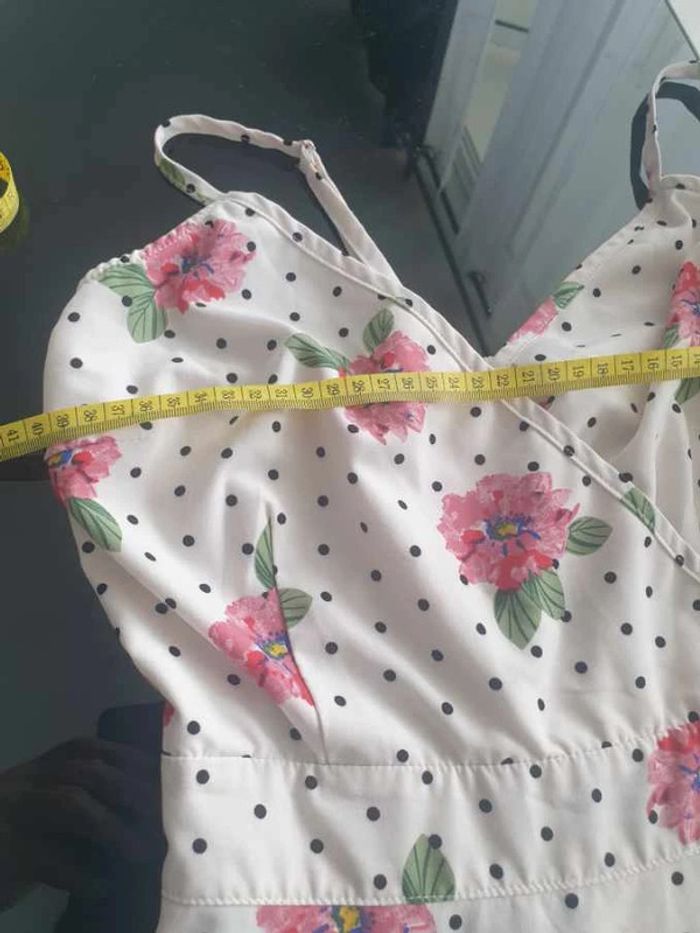 Robe longue fleurie Taille L - photo numéro 4