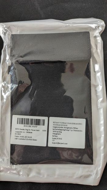 Sacoche de Faraday pour bloquer les ondes des téléphones jamais utilisé