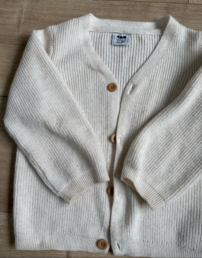 Gilet en maille bébé garçon - photo numéro 2
