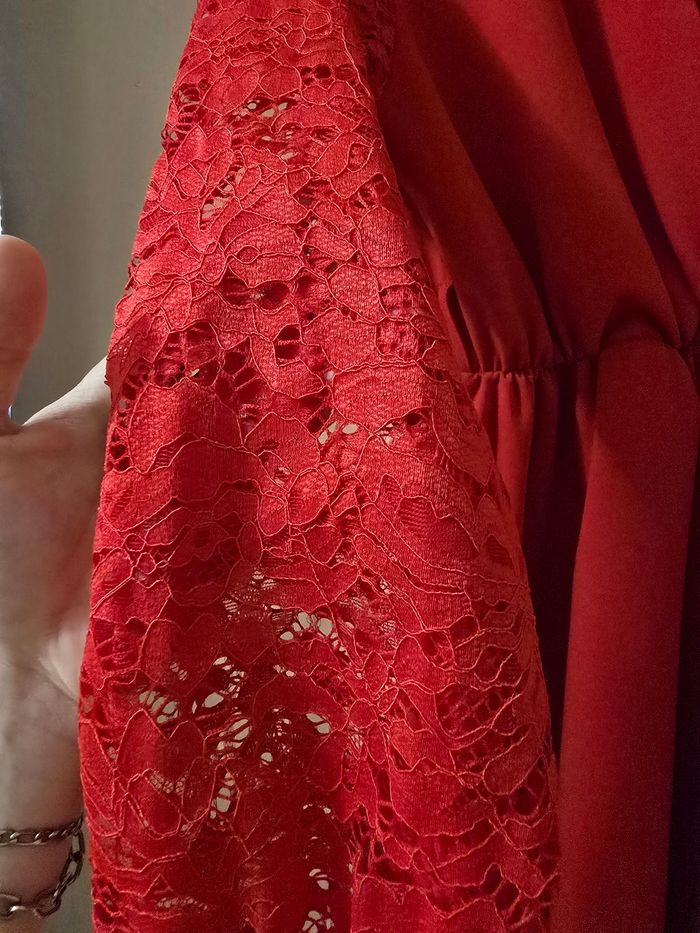 Robe rouge manche transparente - photo numéro 2