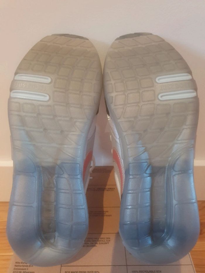 Nike Air Motif (38.5) - photo numéro 8