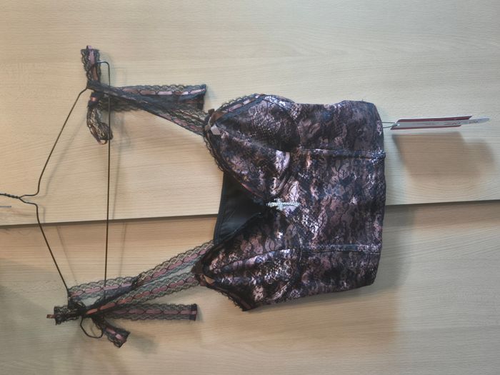 Jolie haut "Romwe" Neuf taille M - photo numéro 6