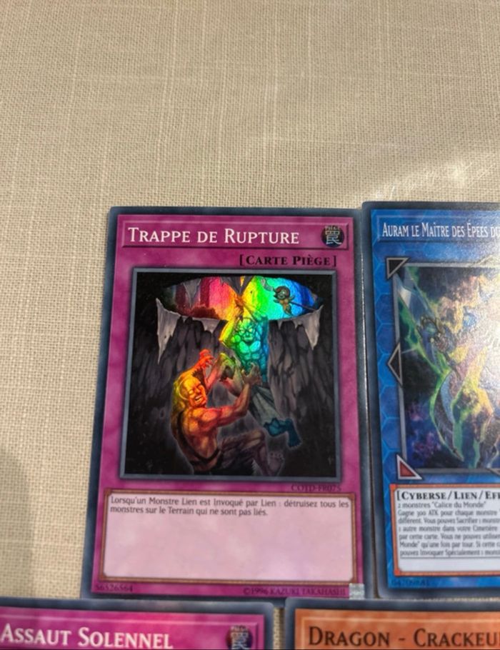5 cartes Yu-Gi-Oh! - photo numéro 2
