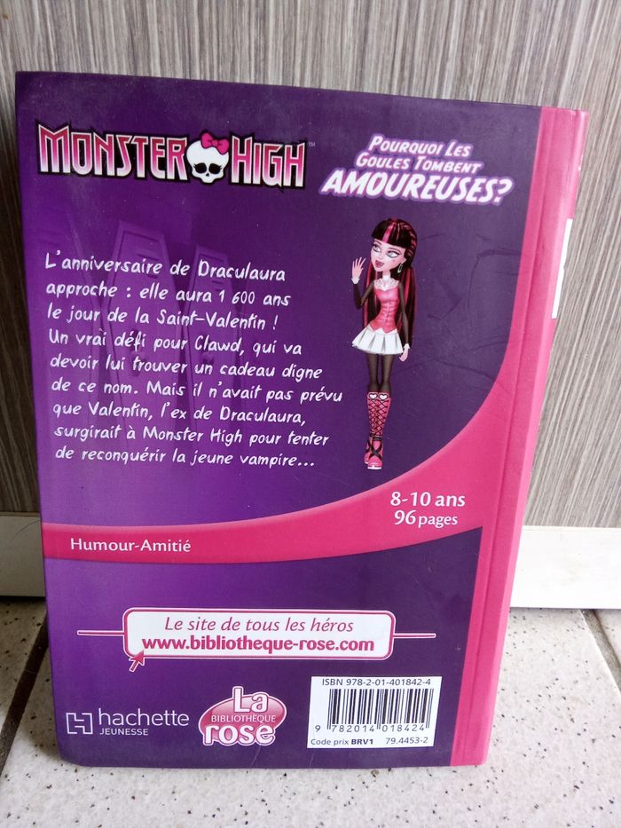 Livre roman bibliothèque rose monster high pourquoi les goules tombent amoureuses? numéro 3 - photo numéro 2