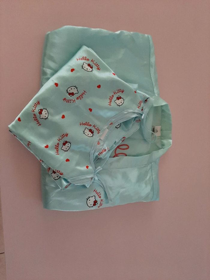 Ensemble chemise de nuit et peignoir Hello Kitty bleu ciel taille 14ans - photo numéro 7