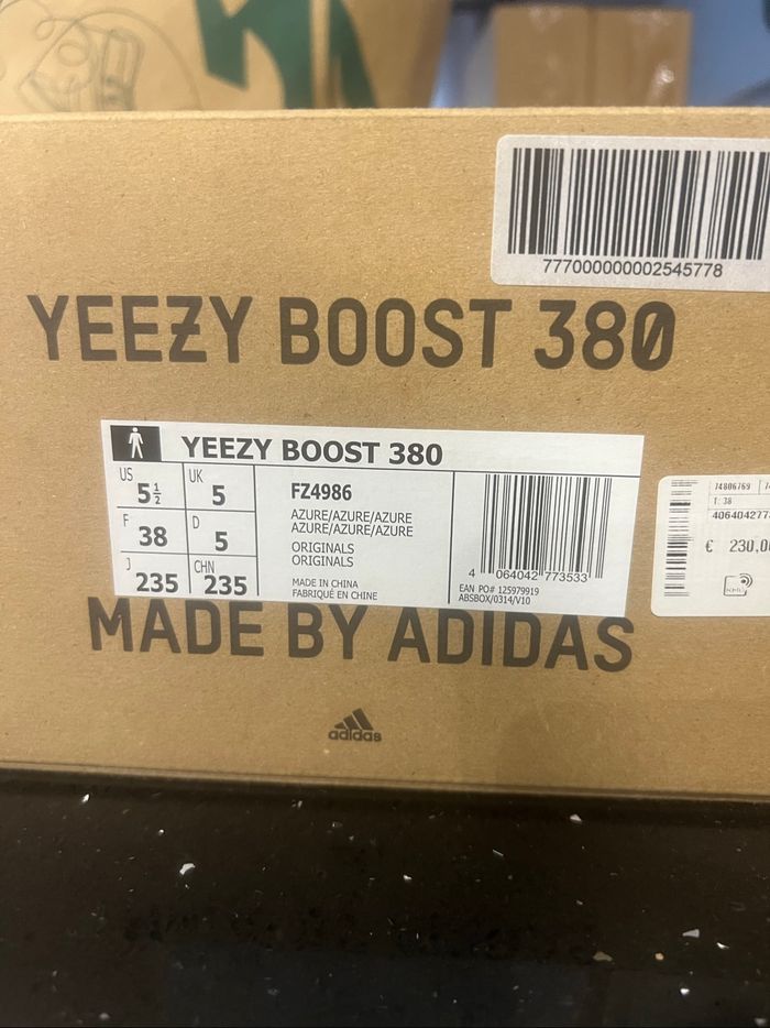 Yeezy boost 380 - photo numéro 2