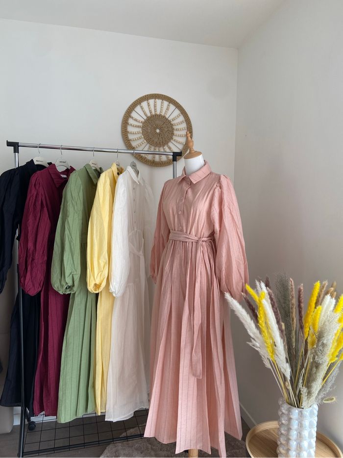 Robe longue rose - photo numéro 3