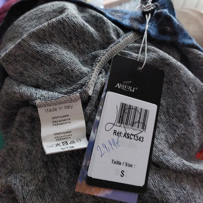 Superbe pull neuf pour 38/42 - photo numéro 4