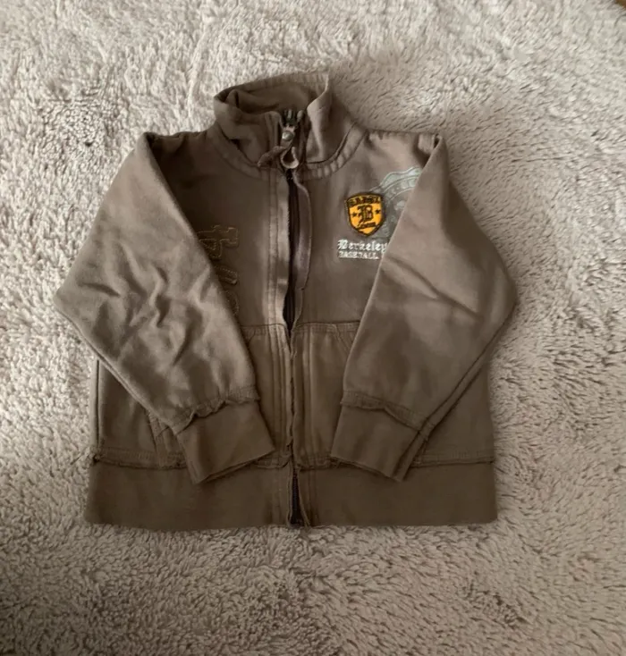 lot 3 ans (gilet et pantalon) - photo numéro 2