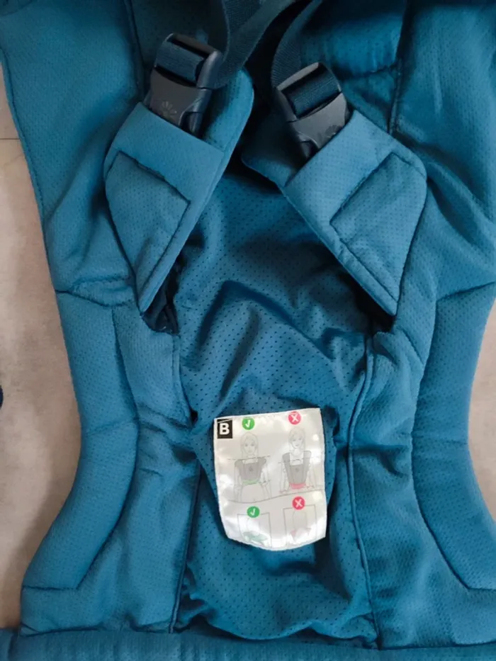 Porte bébé Embrace soft air mesh Ergobaby - photo numéro 8