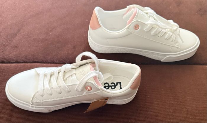 Baskets blanches, neuves Lee. Pointure 36 - photo numéro 5