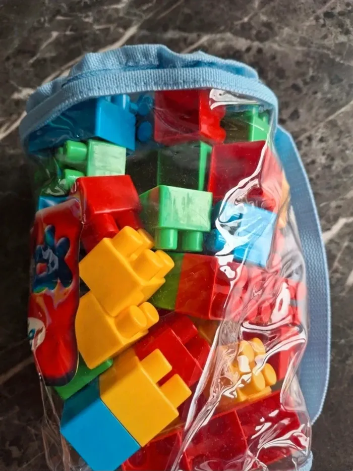 Lot de lego ecoiffier en très bon état - photo numéro 2