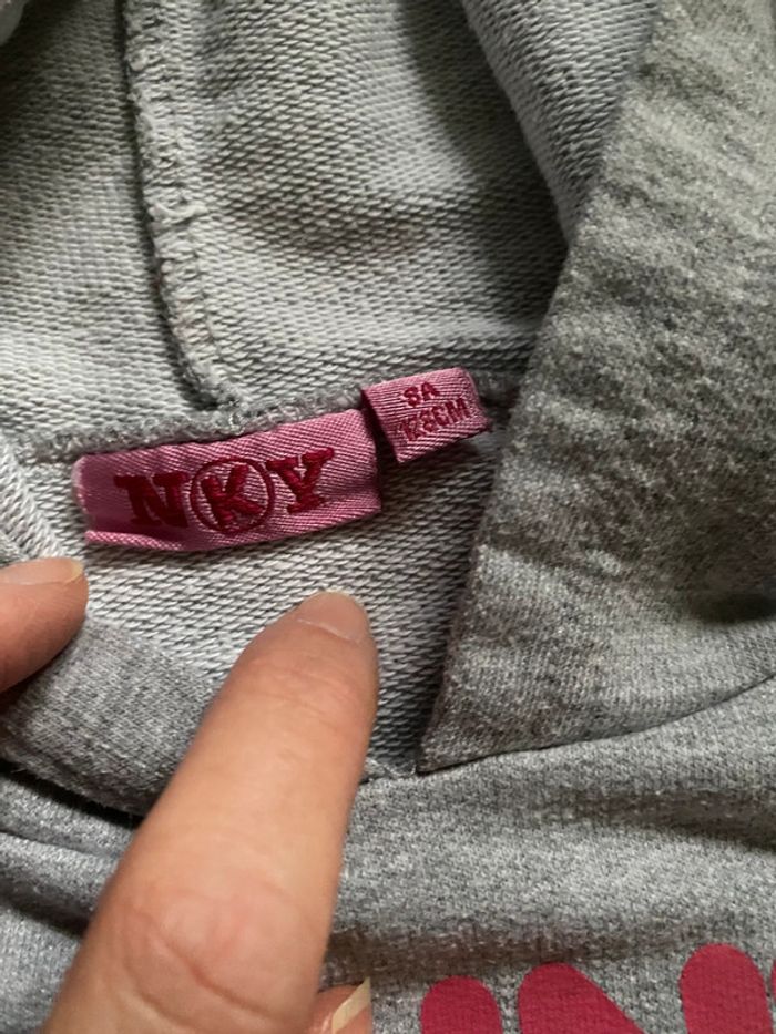 Sweat a capuche NKY Taille 8 ans - photo numéro 4