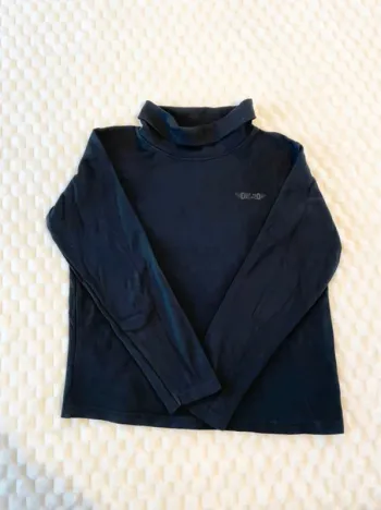 T-shirt noir col montant