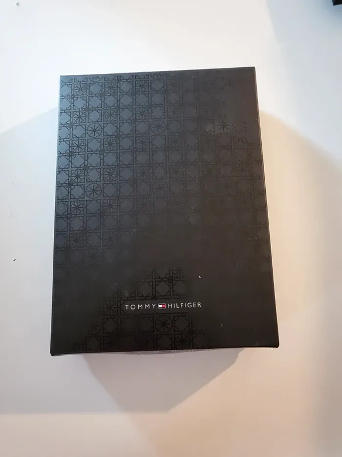 Coffret Écharpe tommy hilfiger - photo numéro 2