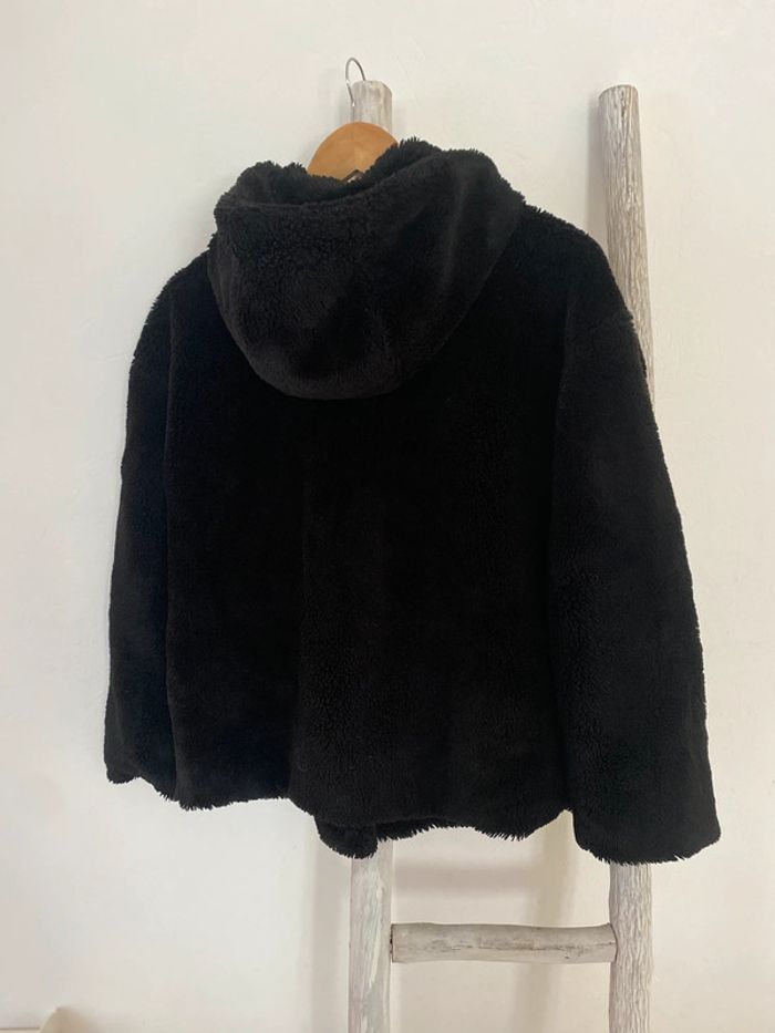 Manteau en fausse fourrure - photo numéro 3