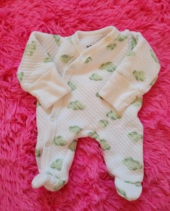 Pyjama prématuré neuf