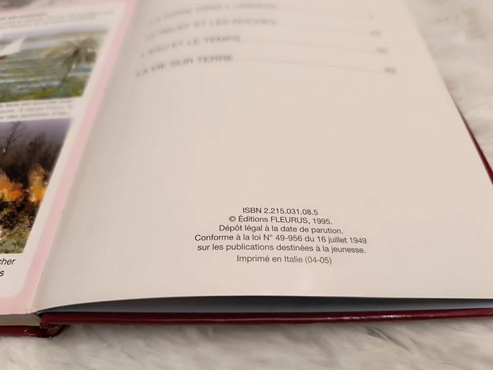 Livre : L'imagerie de la Terre _ Vintage - Y2K 1995 - photo numéro 5