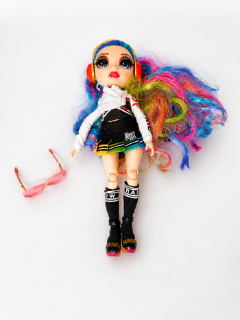 Poupée rainbow high Amaya Raine