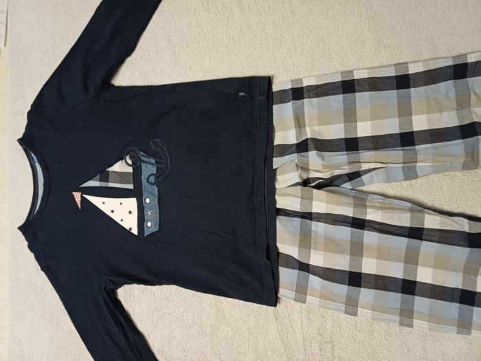 Pyjamas Okaïdi 8 ans (réf perso V108)(familleac72)