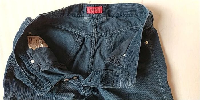 Jeans Cordeliers côtelé Hugo Boss W32/L32 - photo numéro 3